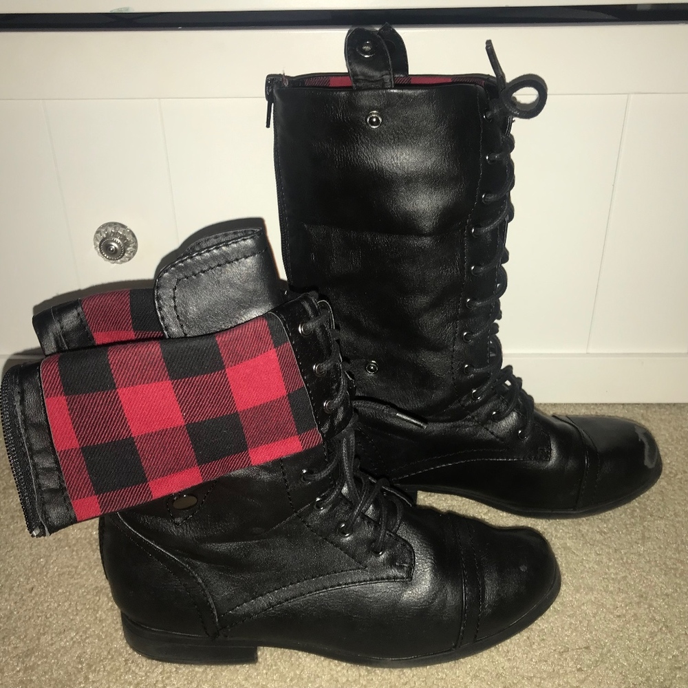 Combat Boots 🎁